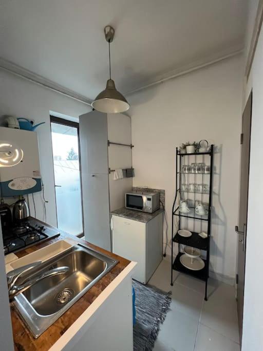 Lovely Apartment In Villa In Bucarest Exterior foto